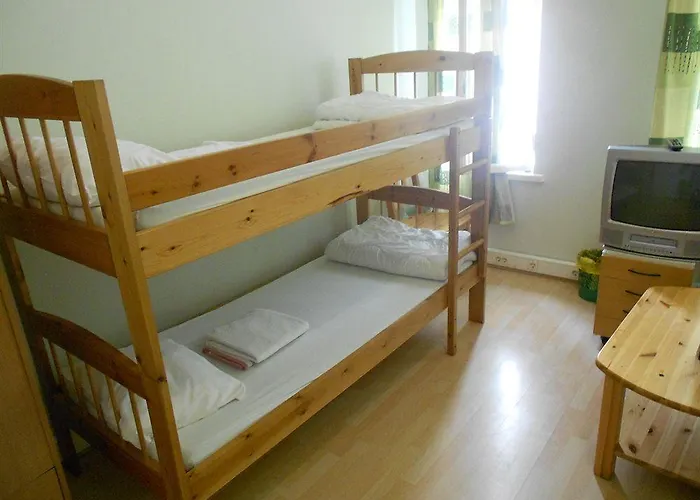 卡乌普梅赫管理公寓 * 塔林