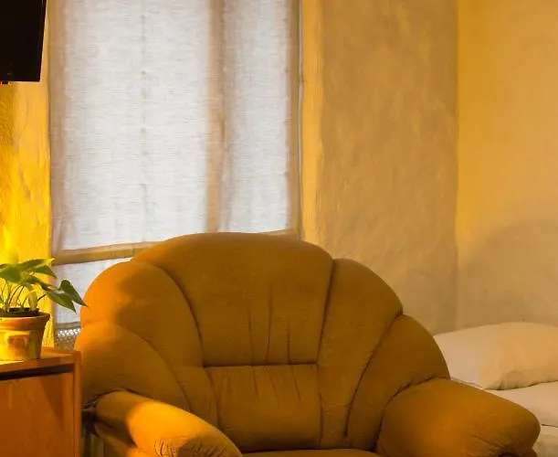 卡乌普梅赫管理公寓 * 塔林